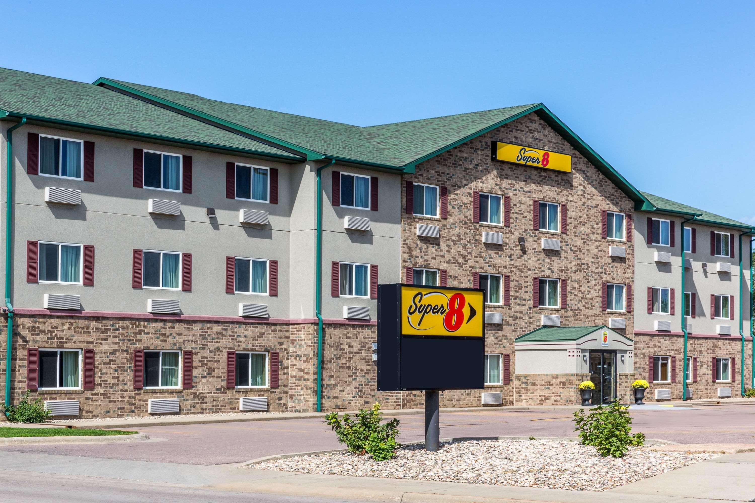 Super 8 By Wyndham Sioux Falls Exterior foto